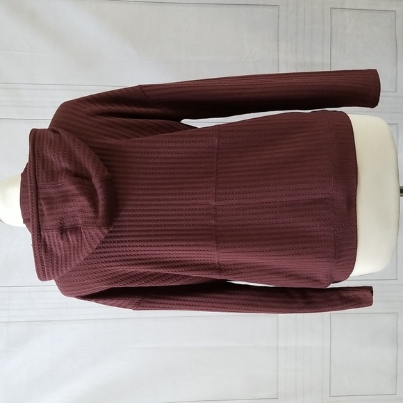 Chaser Sarley Textured Knit Hoodie - Picture 9 of 16